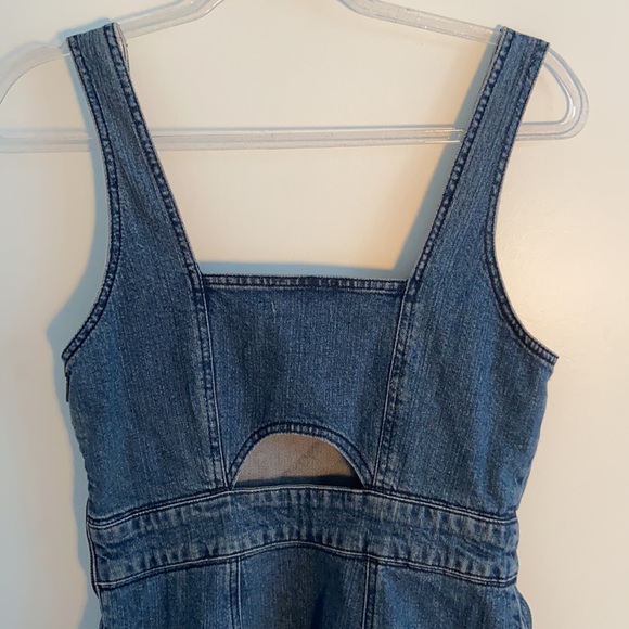 Silence + Noise from Urban Outfitters / denim dress - Picture 5 of 6